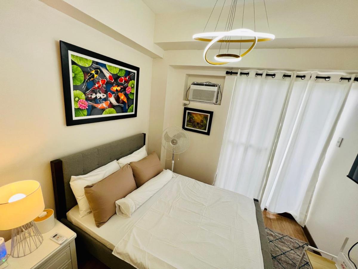 Infina Towers Project 4 Aurora Boulevard Quezon City Manila Exteriör bild